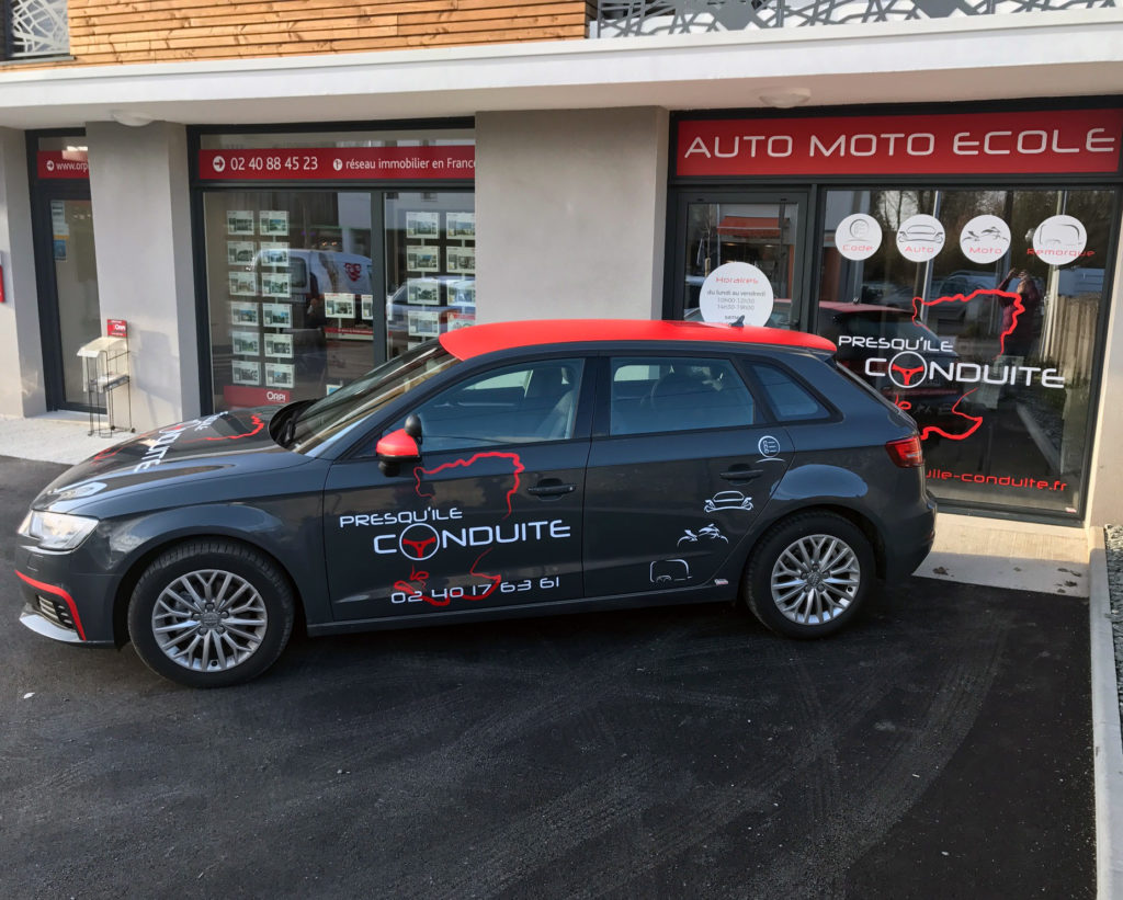 Une réalisation Visuel Original pour le covering voiture professionnel de Presqu'île Conduite