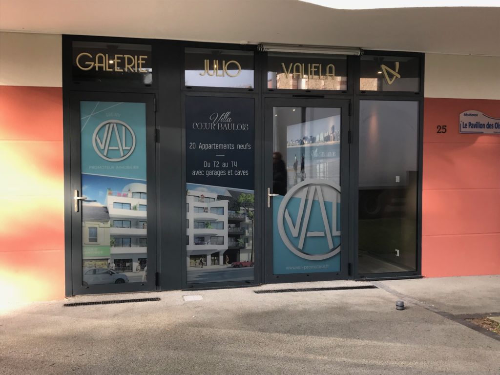 HABILLAGE VITRINE MICROPERFORÉ BY VISUEL ORIGINAL SAINT NAZAIRE