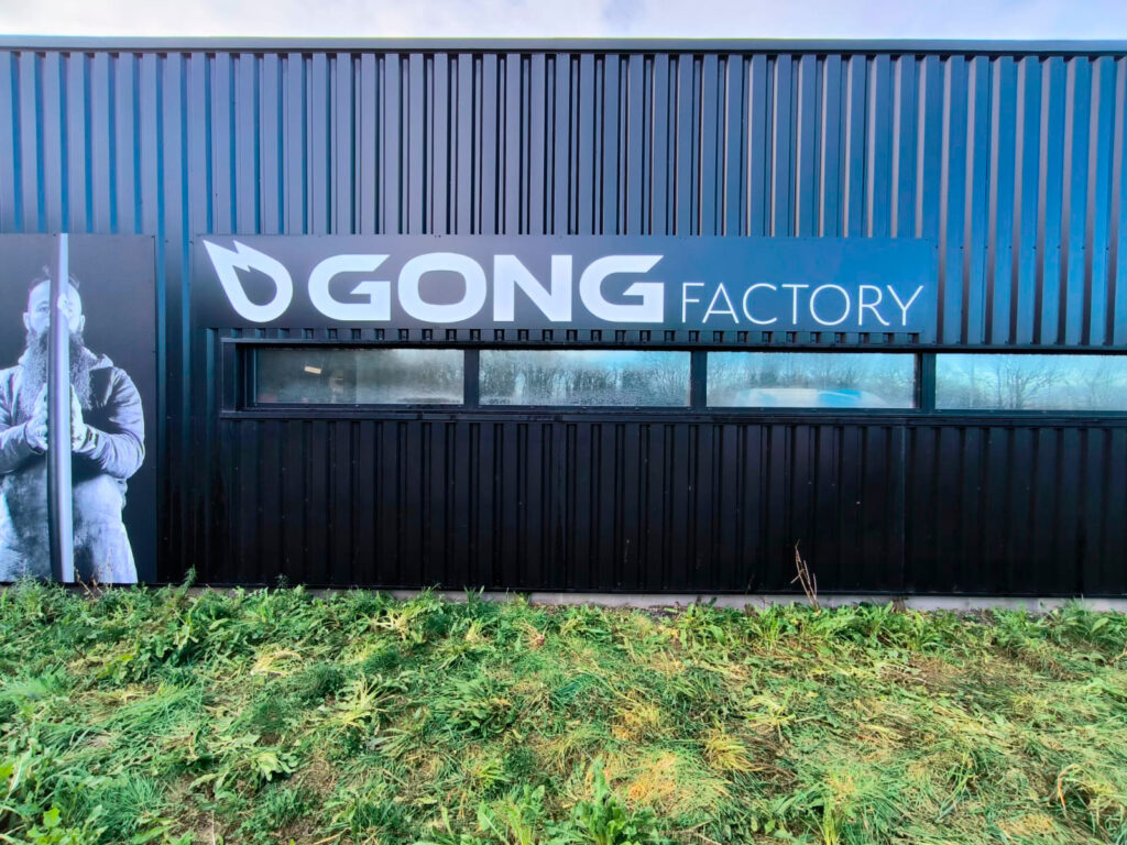 ENSEIGNE-GONG-FACTORY-BY-VISUEL-ORIGINAL